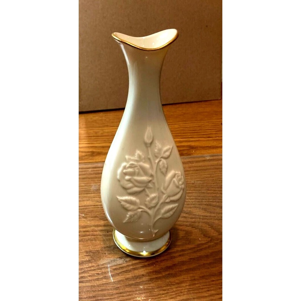 Lenox Rose Bud Vase - Sharon Collection - 24k‎ Gold - Wedding - Vintage 80s